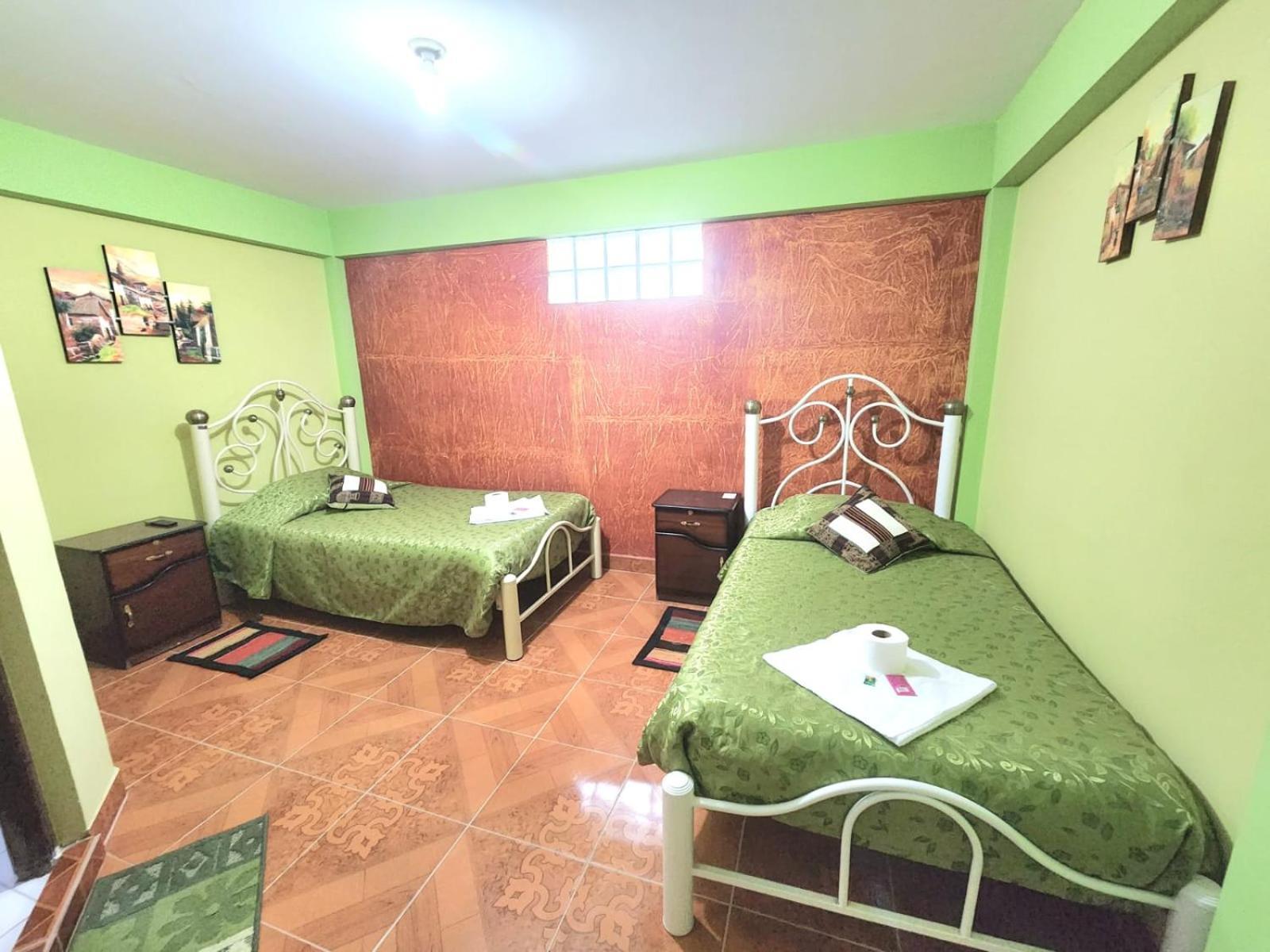 Hotel Aguilar أويوني المظهر الخارجي الصورة